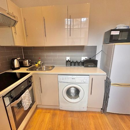 The Beverley Apartments London - Victoria Екстер'єр фото