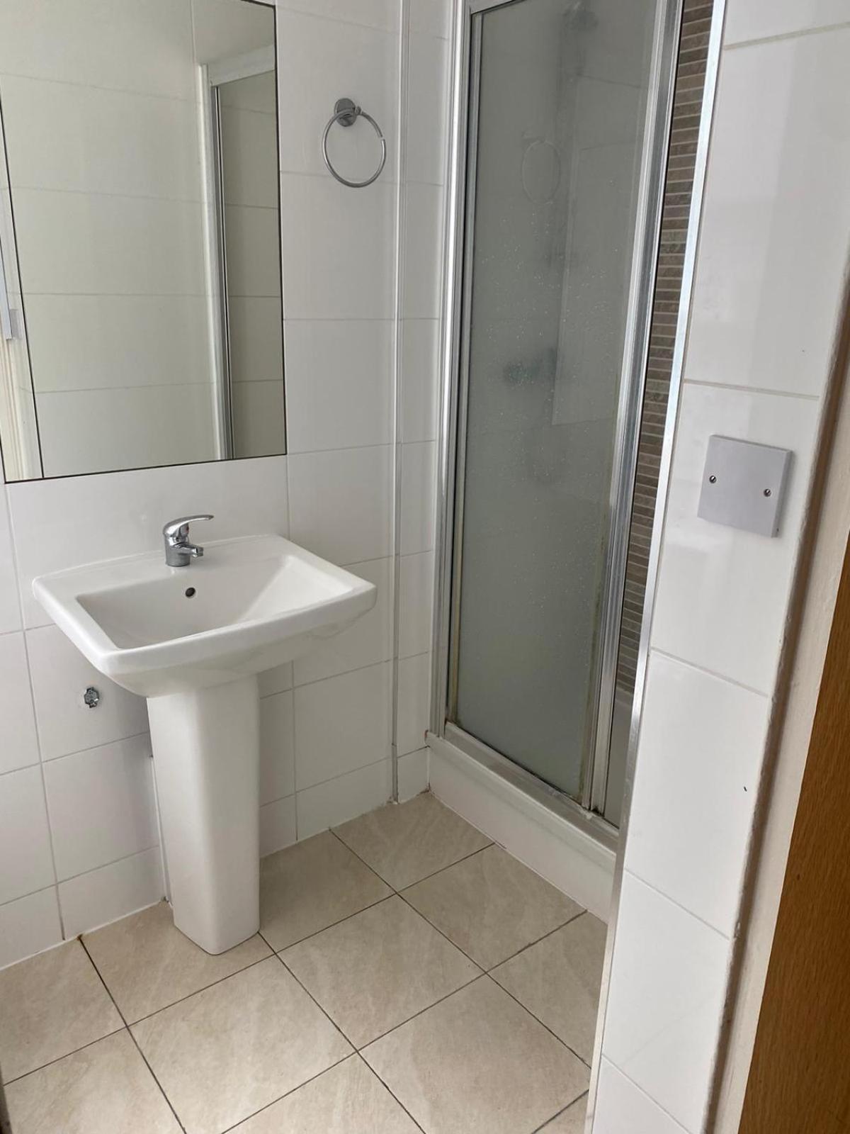 The Beverley Apartments London - Victoria Екстер'єр фото